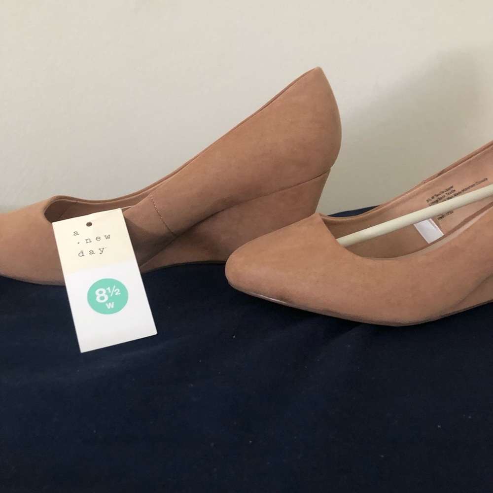 Wedges - Picture 3 of 3